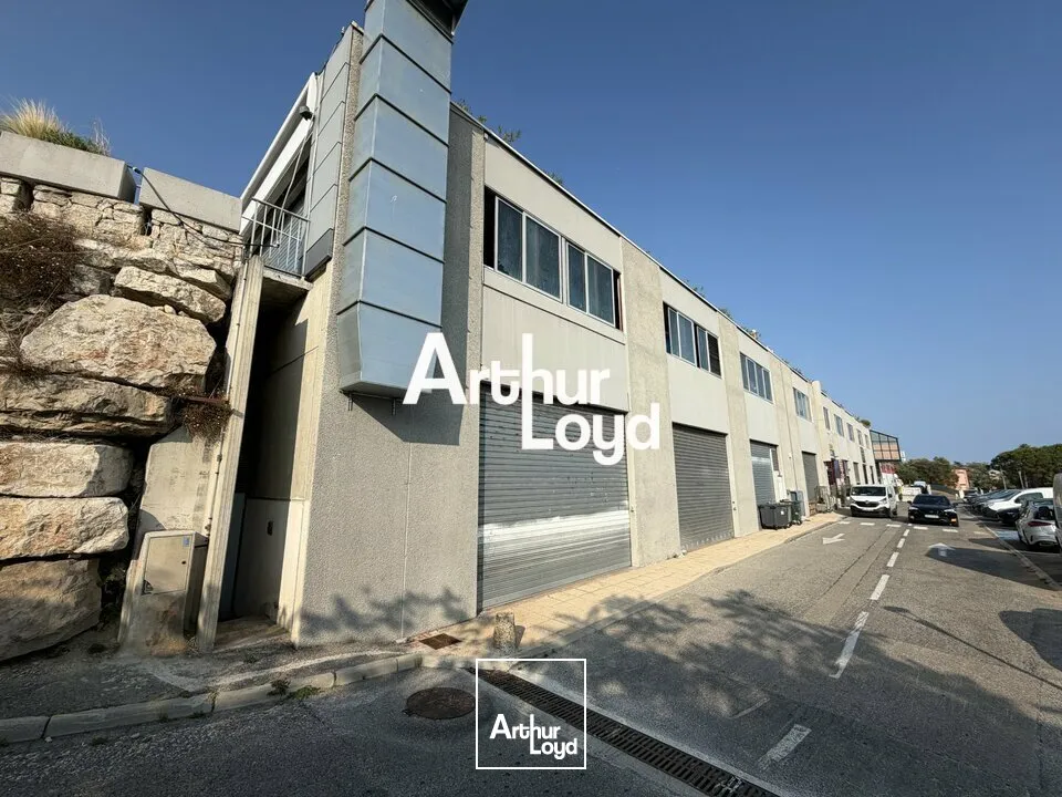 Locaux d'activité & Entrepôts - Location - VILLENEUVE LOUBET - 06270 - 240-750 - 7654392