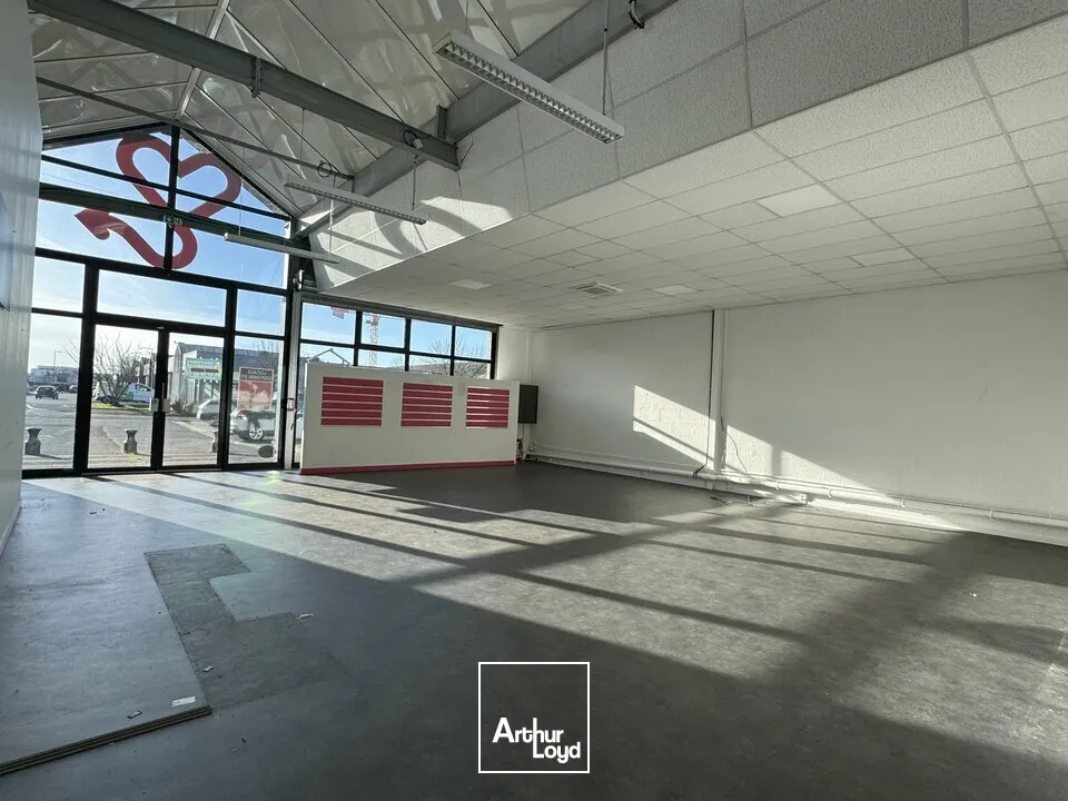 Locaux commerciaux - Vente - TOURS - 37100 - 180-180 - 7654431