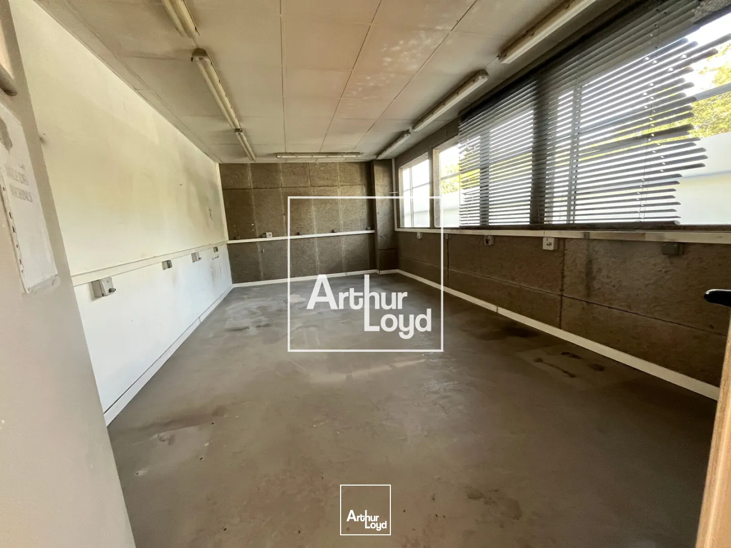 Bureaux - Location - NIMES - 30900 - 138-310 - 7654489