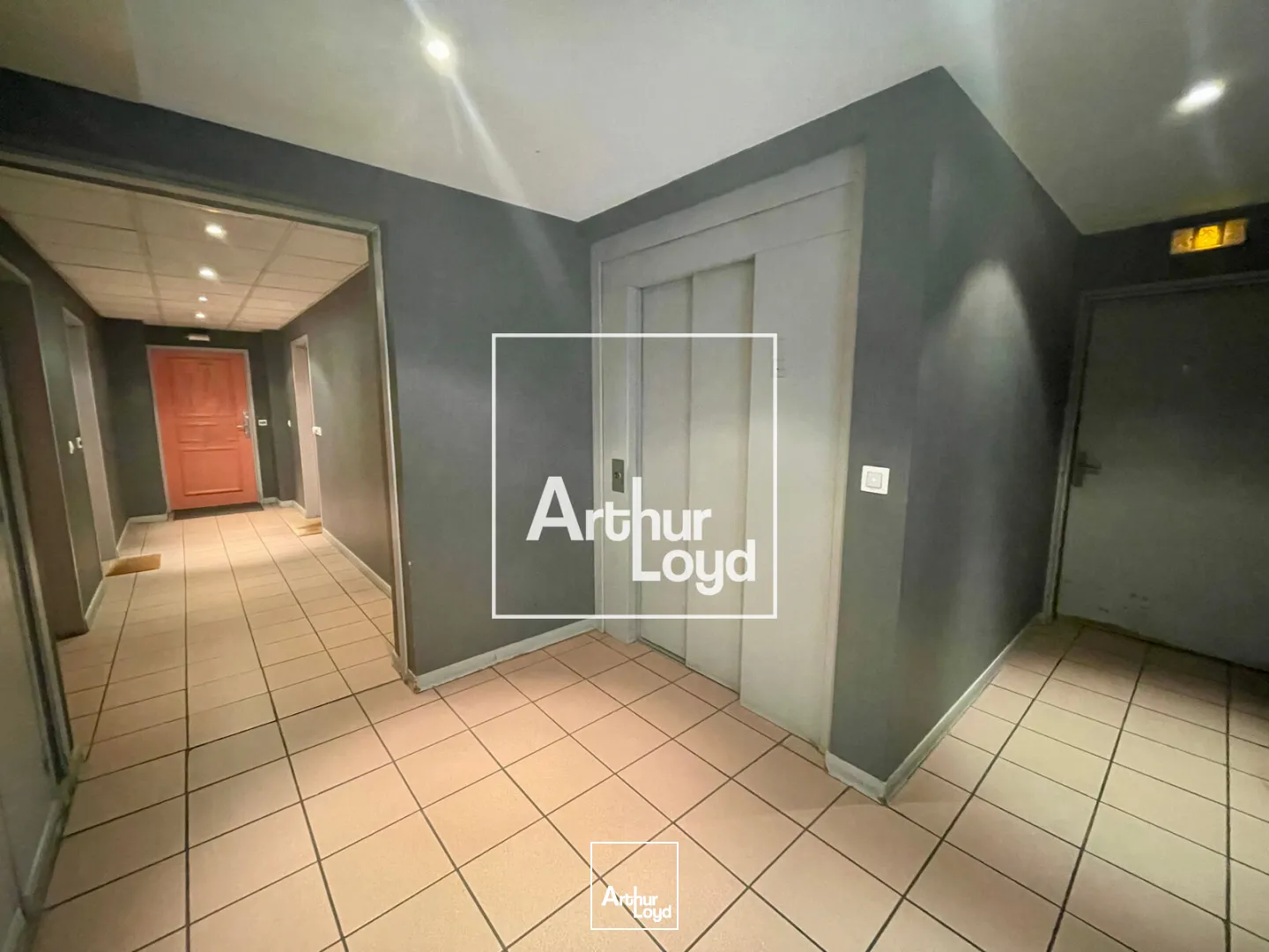 Bureaux - Vente - NIMES - 30000 - 105-105 - 7654517