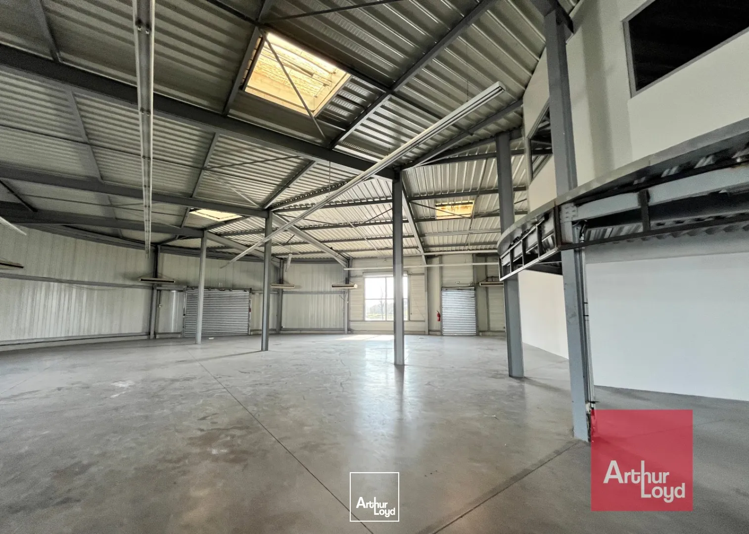 Locaux d'activité & Entrepôts - Vente - NIMES - 30000 - 772-772 - 7654529