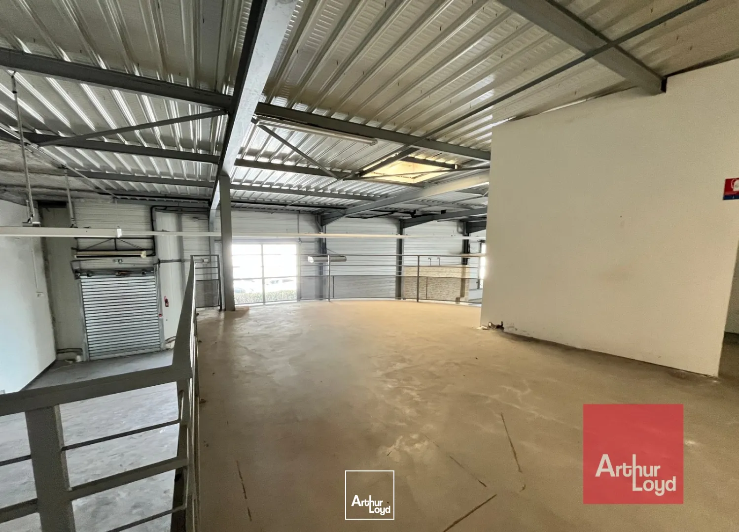 Locaux d'activité & Entrepôts - Vente - NIMES - 30000 - 772-772 - 7654532