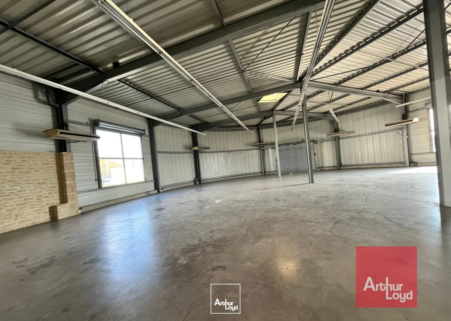 Locaux d'activité & Entrepôts - Vente - NIMES - 30000 - 772-772 - 7654535