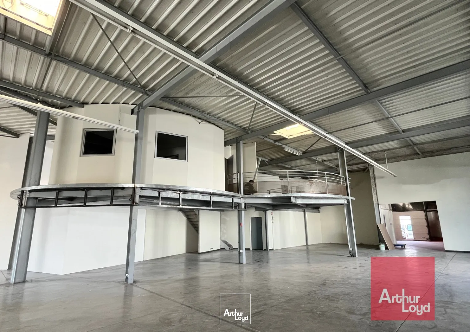Locaux d'activité & Entrepôts - Vente - NIMES - 30000 - 772-772 - 7654536