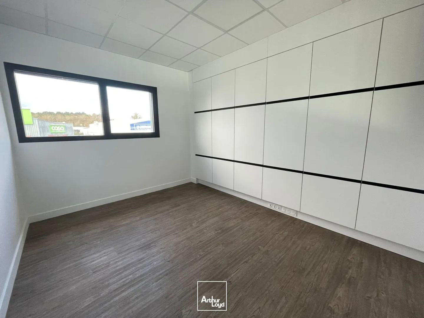 Bureaux - Location - PLOEREN - 56880 - 56.85-268.4 - 7654549