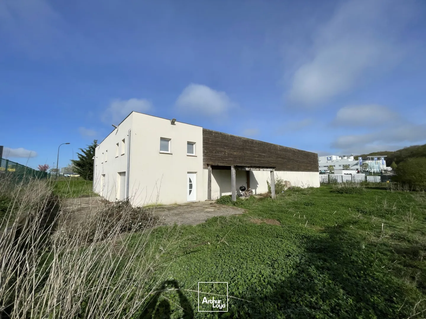 Locaux d'activité & Entrepôts - Vente - AMBLAINVILLE - 60110 - 584-584 - 7654557