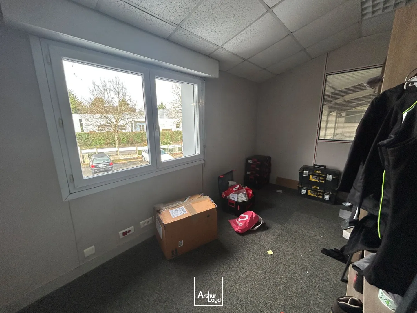 Locaux d'activité & Entrepôts - Location - BOUGUENAIS - 44340 - 563-563 - 7654624