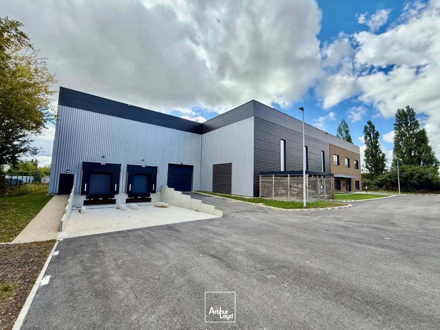 Locaux d'activité & Entrepôts - Location - TRAPPES - 78190 - 2206-2206 - 7654855