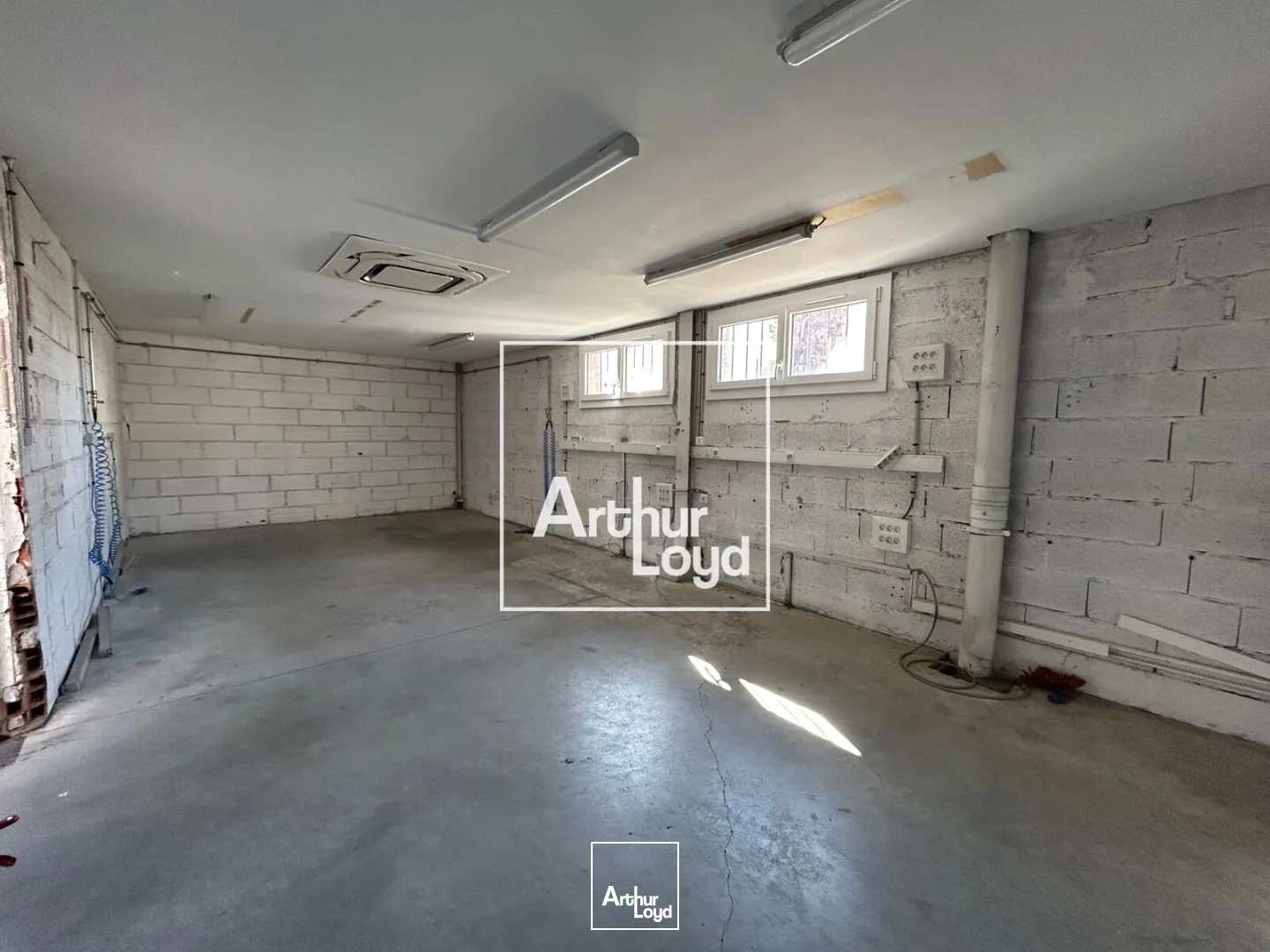 Locaux d'activité & Entrepôts - Location - L'UNION - 31240 - 1200-1200 - 7654932