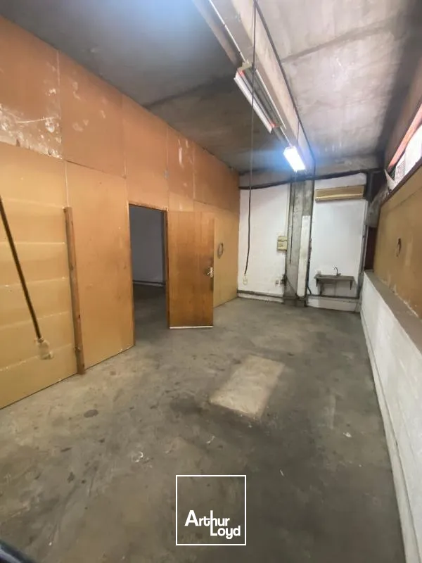 Locaux d'activité & Entrepôts - Location - Fort De France - 97200 - 150-150 - 7655089