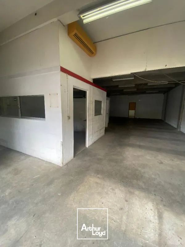 Locaux d'activité & Entrepôts - Location - Fort De France - 97200 - 150-150 - 7655088
