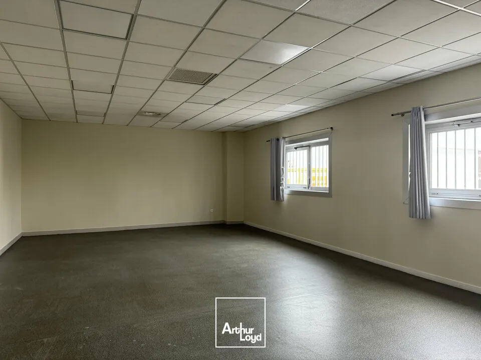 Locaux d'activité & Entrepôts - Location - AVIGNON - 84000 - 1685-1685 - 7655169