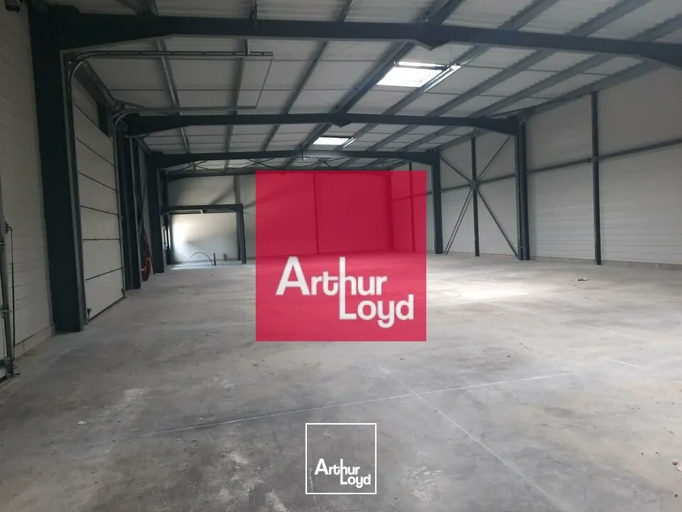 Locaux d'activité & Entrepôts - Location - COURNON D'AUVERGNE - 63800 - 700-700 - 7655177