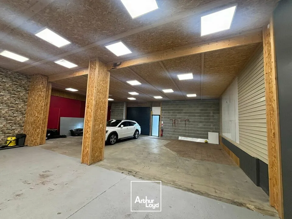 Locaux d'activité & Entrepôts - Location - AUBIGNY-LES CLOUZEAUX - 85430 - 225-225 - 7655321