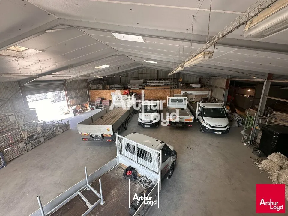 Locaux d'activité & Entrepôts - Vente - VITRÉ - 35500 - 900-900 - 7655332