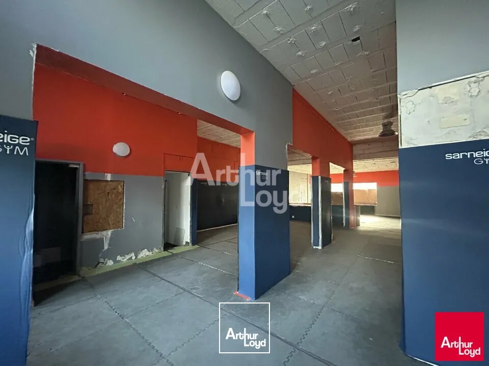 Locaux commerciaux - Location - RENNES - 35000 - 196-196 - 7655341