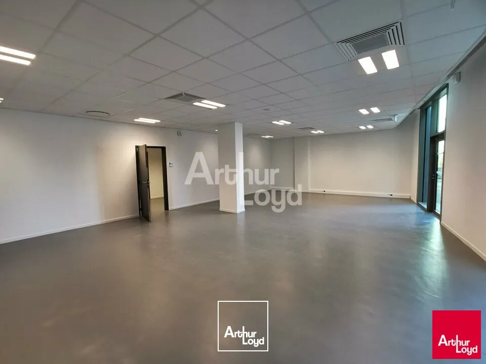 Locaux commerciaux - Location - CESSON-SEVIGNE - 35510 - 136-136 - 7655354