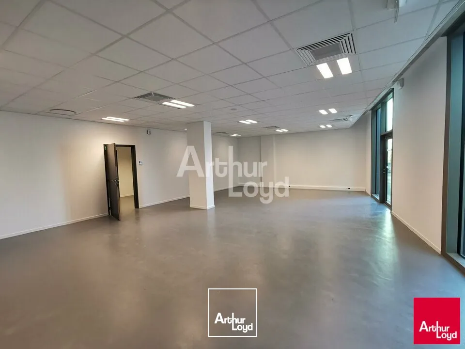 Locaux commerciaux - Location - CESSON-SEVIGNE - 35510 - 136-136 - 7655355