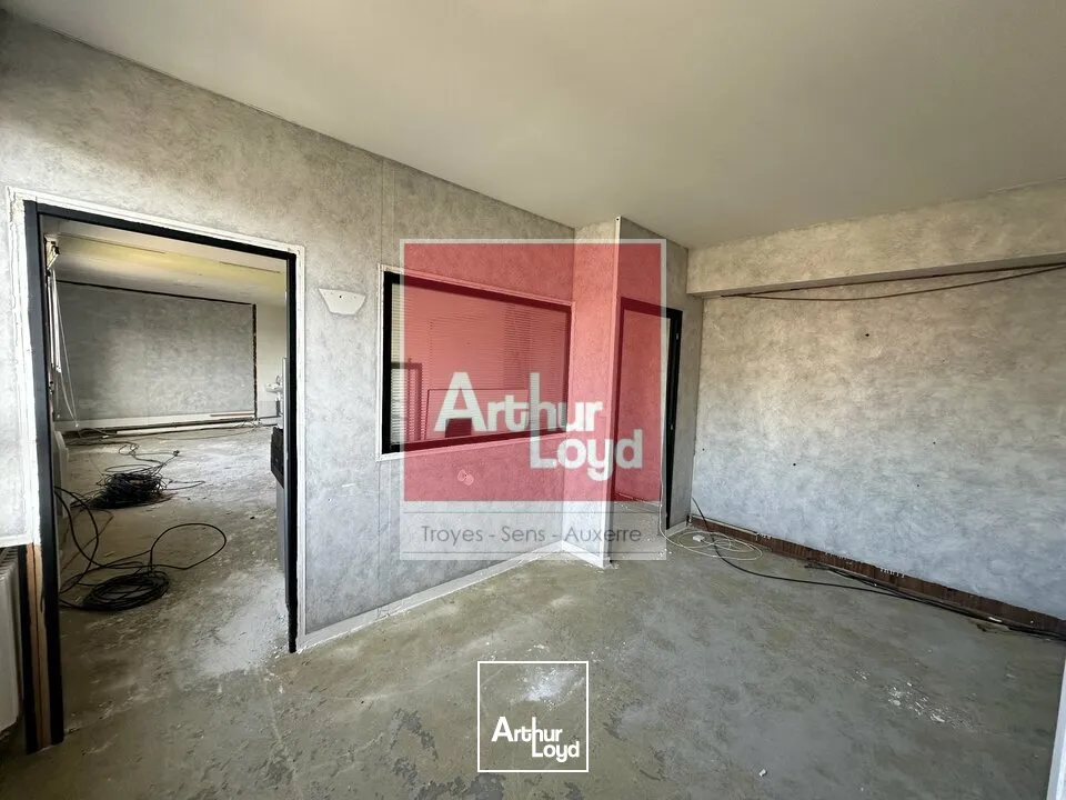 Bureaux - Location - TROYES - 10000 - 62-62 - 7655399