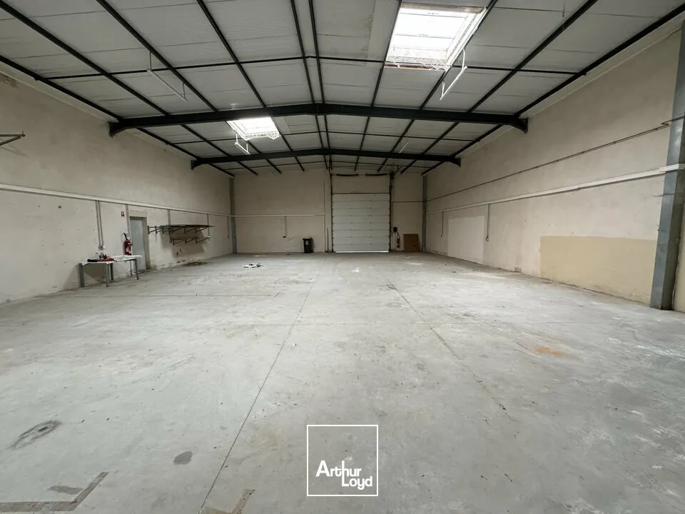 Locaux d'activité & Entrepôts - Location - BALLAN MIRE - 37510 - 540-540 - 7655410