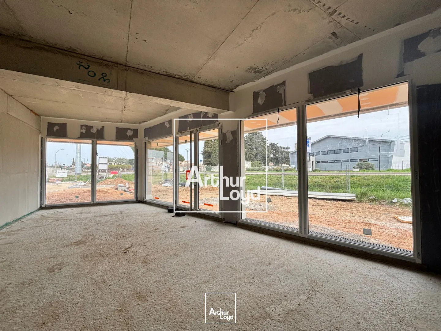 Locaux commerciaux - Vente - RODILHAN - 30230 - 56-153 - 7655465