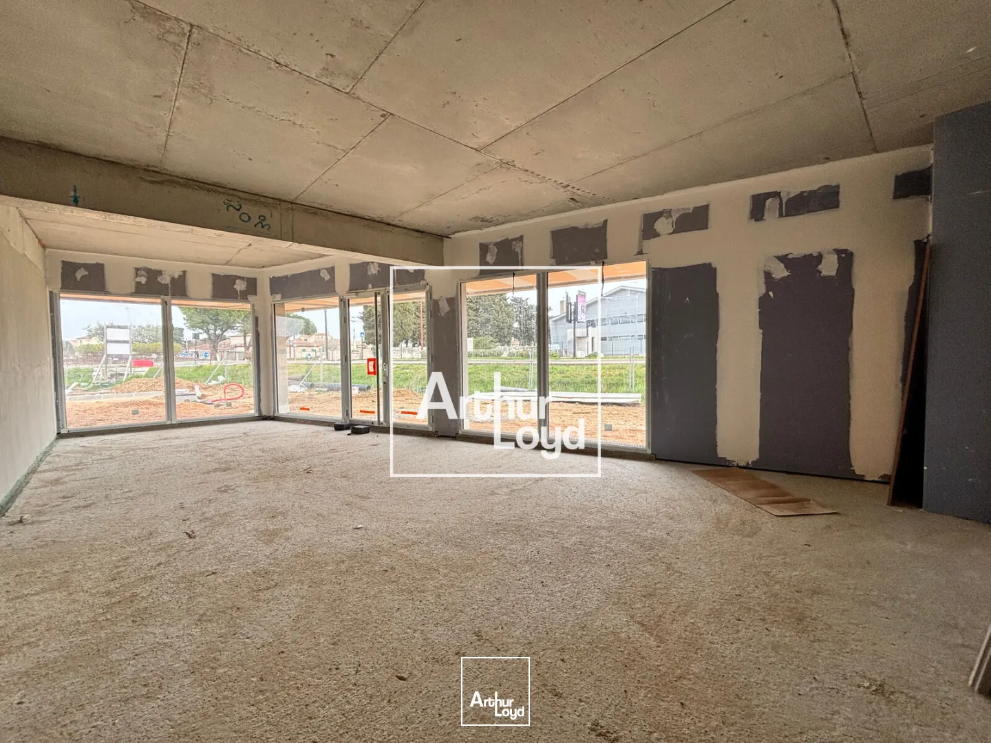 Locaux commerciaux - Vente - RODILHAN - 30230 - 56-153 - 7655468