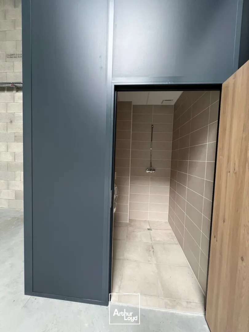 Locaux d'activité & Entrepôts - Location - SAVIGNEUX - 42600 - 417.62-417.62 - 7655580