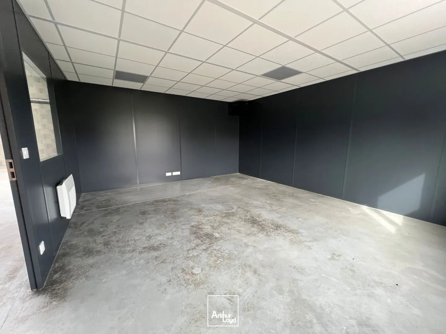 Locaux d'activité & Entrepôts - Location - SAVIGNEUX - 42600 - 417.62-417.62 - 7655578