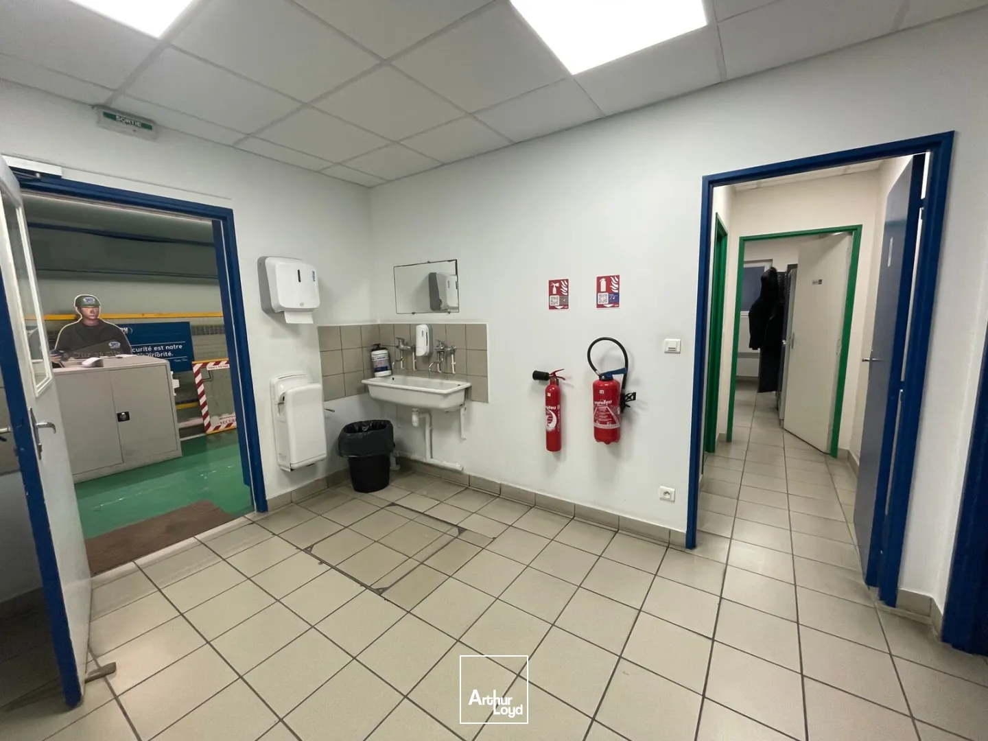 Locaux d'activité & Entrepôts - Vente - GAILLEFONTAINE - 76870 - 8495-8495 - 7655739