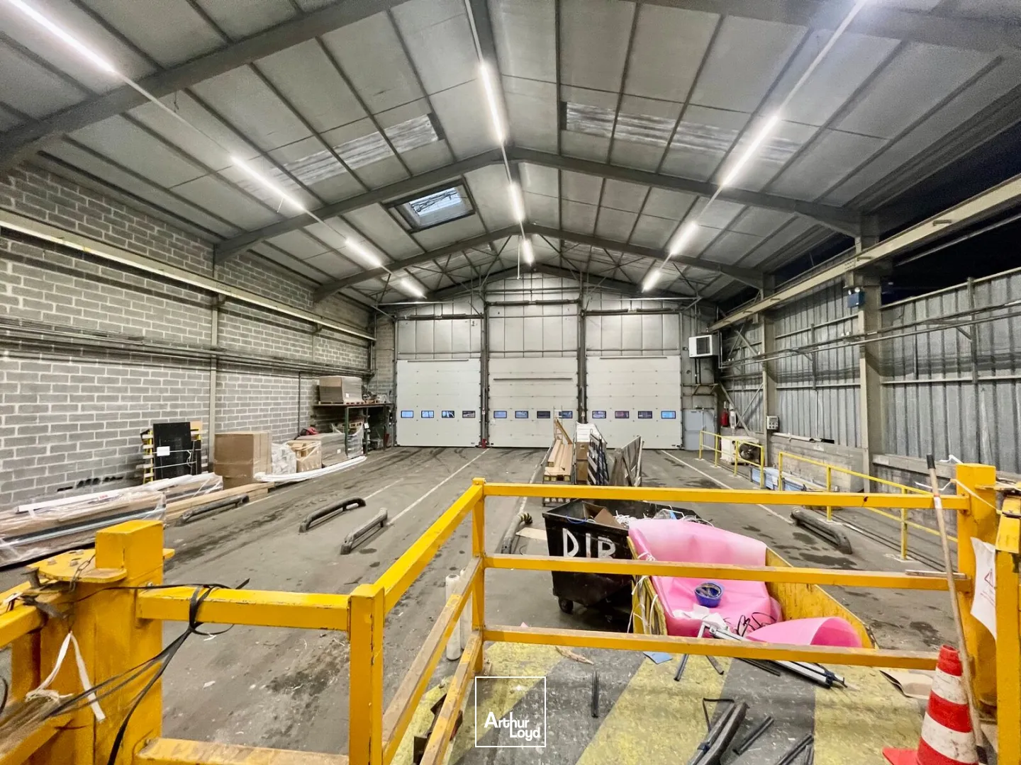 Locaux d'activité & Entrepôts - Vente - GAILLEFONTAINE - 76870 - 8495-8495 - 7655742