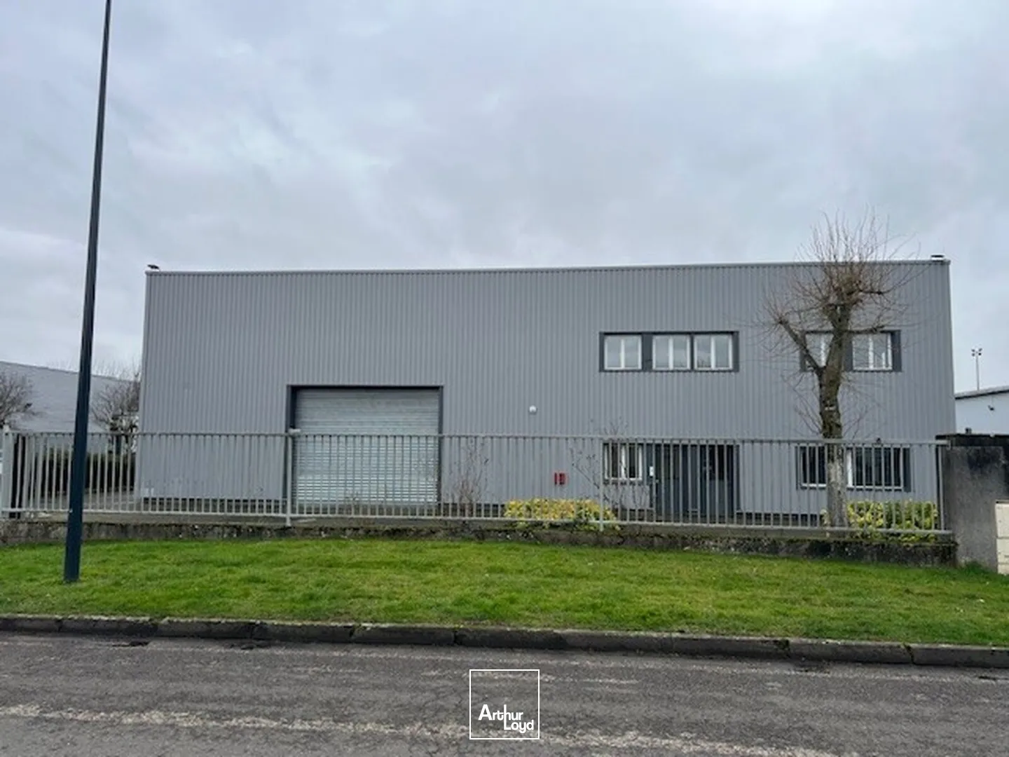 Locaux d'activité & Entrepôts - Location - COIGNIERES - 78310 - 1695-1695 - 7655838