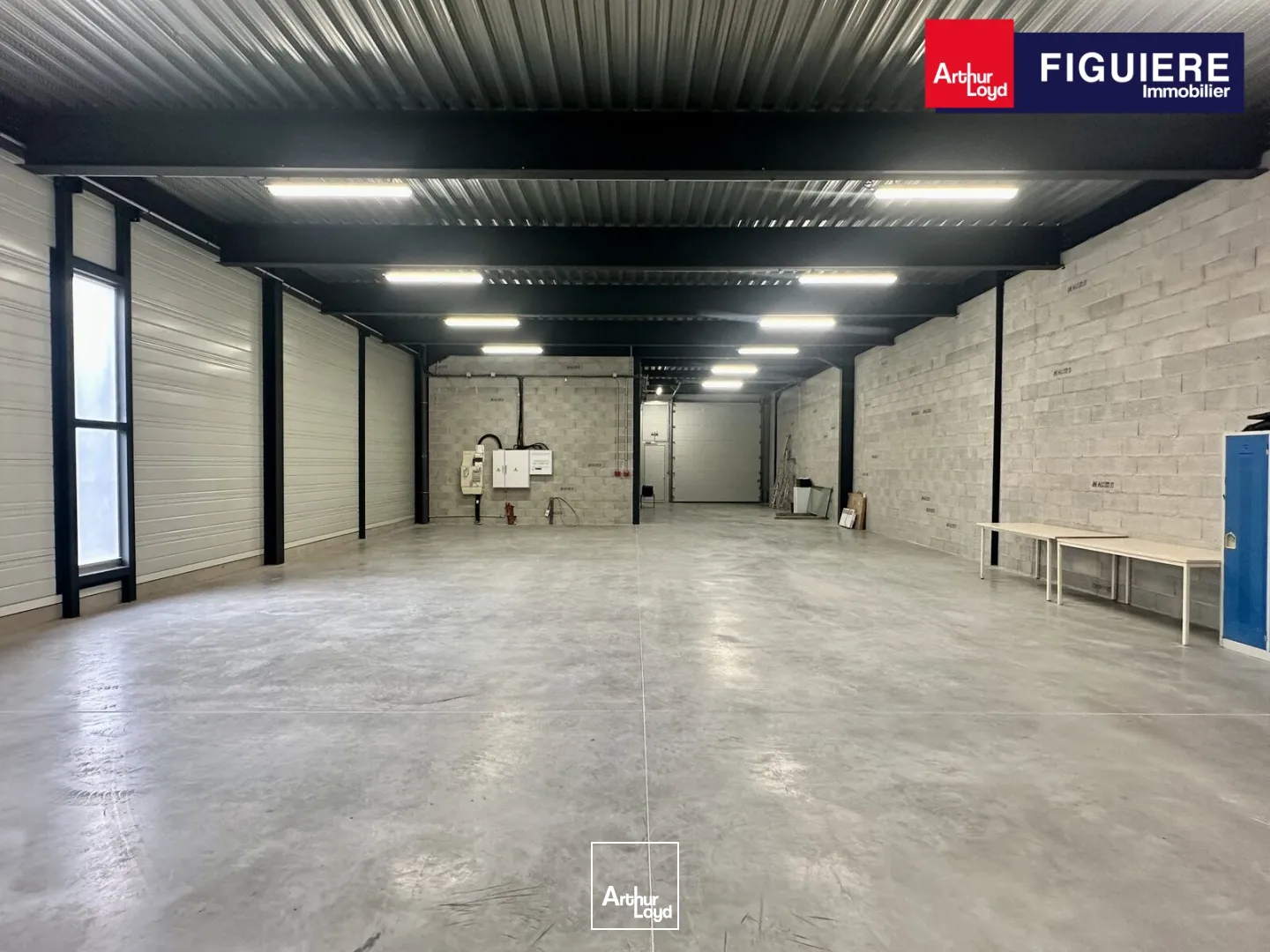 Locaux d'activité & Entrepôts - Vente - ROUSSET - 13790 - 578-578 - 7658400