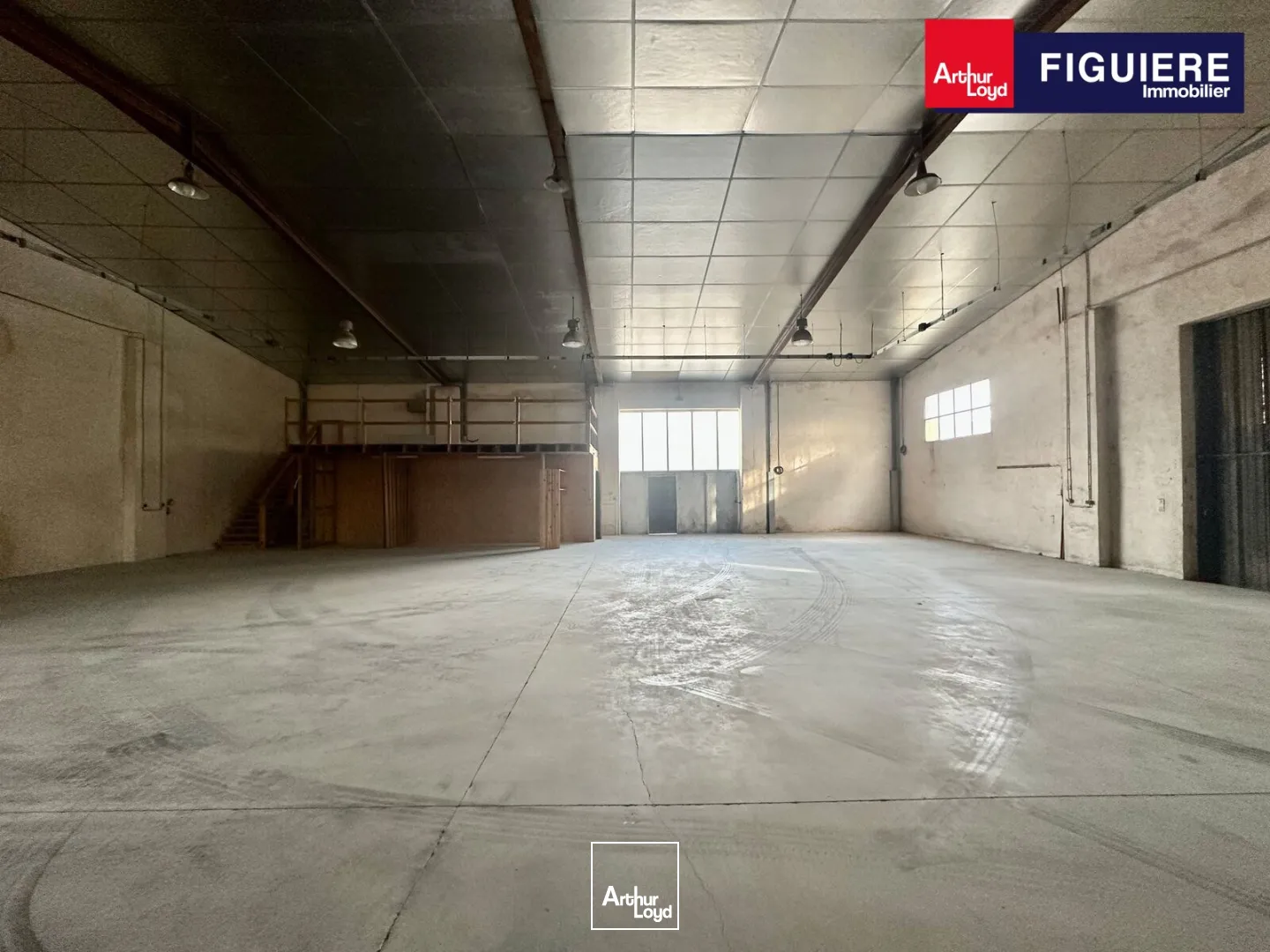 Locaux d'activité & Entrepôts - Location - BOUC BEL AIR - 13320 - 465-465 - 7658476