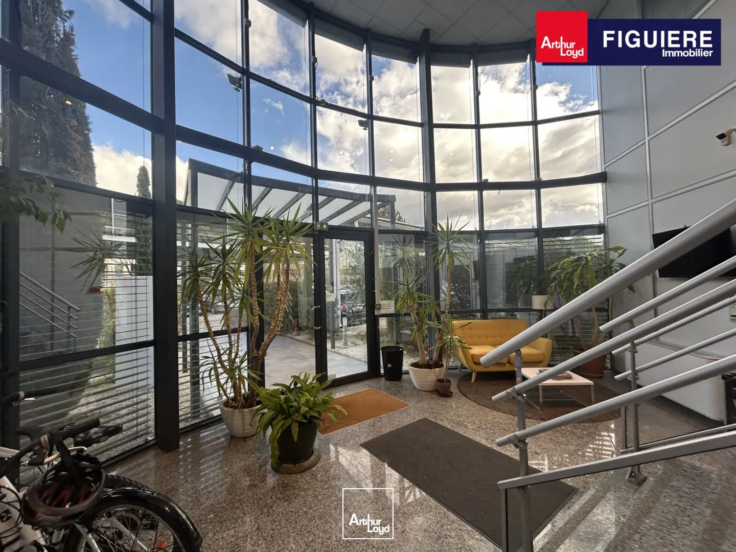 Locaux d'activité & Entrepôts - Location - ROUSSET - 13790 - 4631-4631 - 7658737