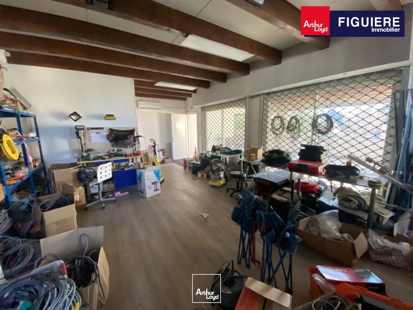 Bureaux - Location - SALON DE PROVENCE - 13300 - 74.82-221.37 - 7659010