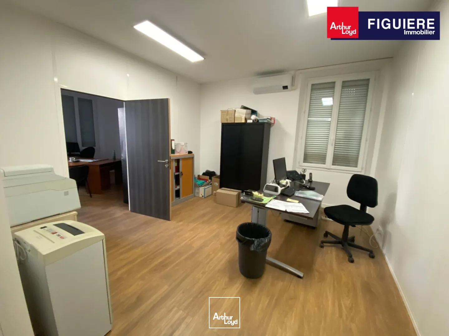 Bureaux - Location - SALON DE PROVENCE - 13300 - 74.82-221.37 - 7659008