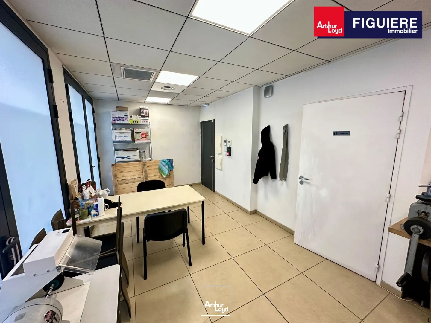 Bureaux - Location - PUYRICARD - 13540 - 44-44 - 7659029