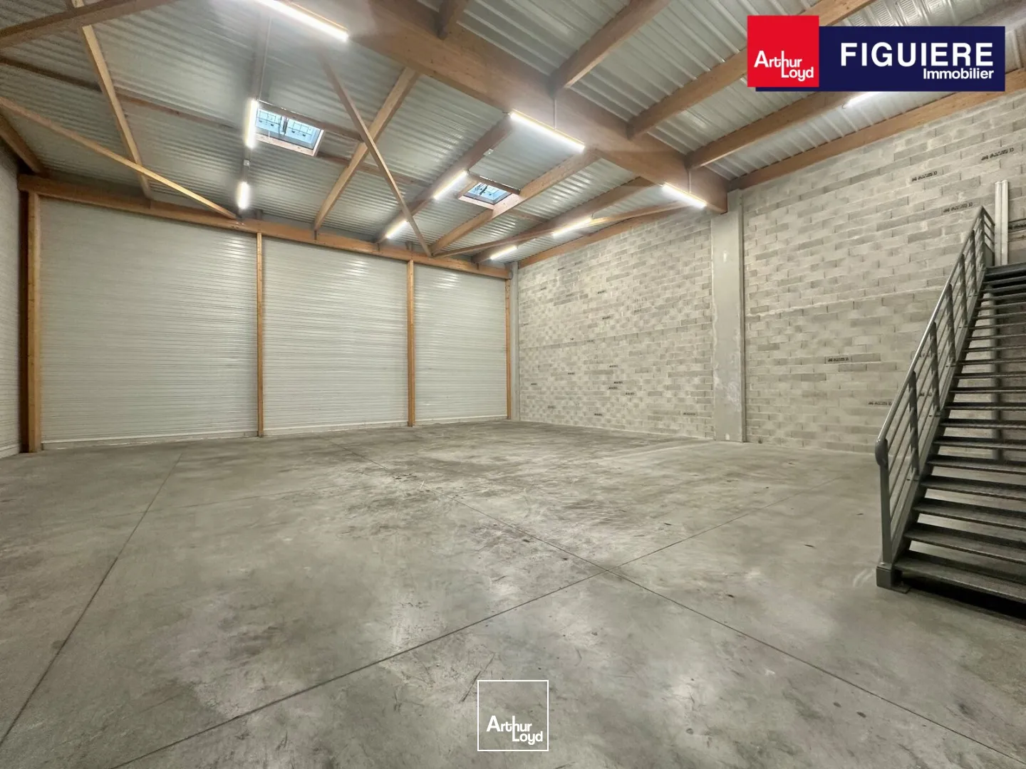 Locaux d'activité & Entrepôts - Location - VITROLLES - 13127 - 378.02-378.02 - 7659048