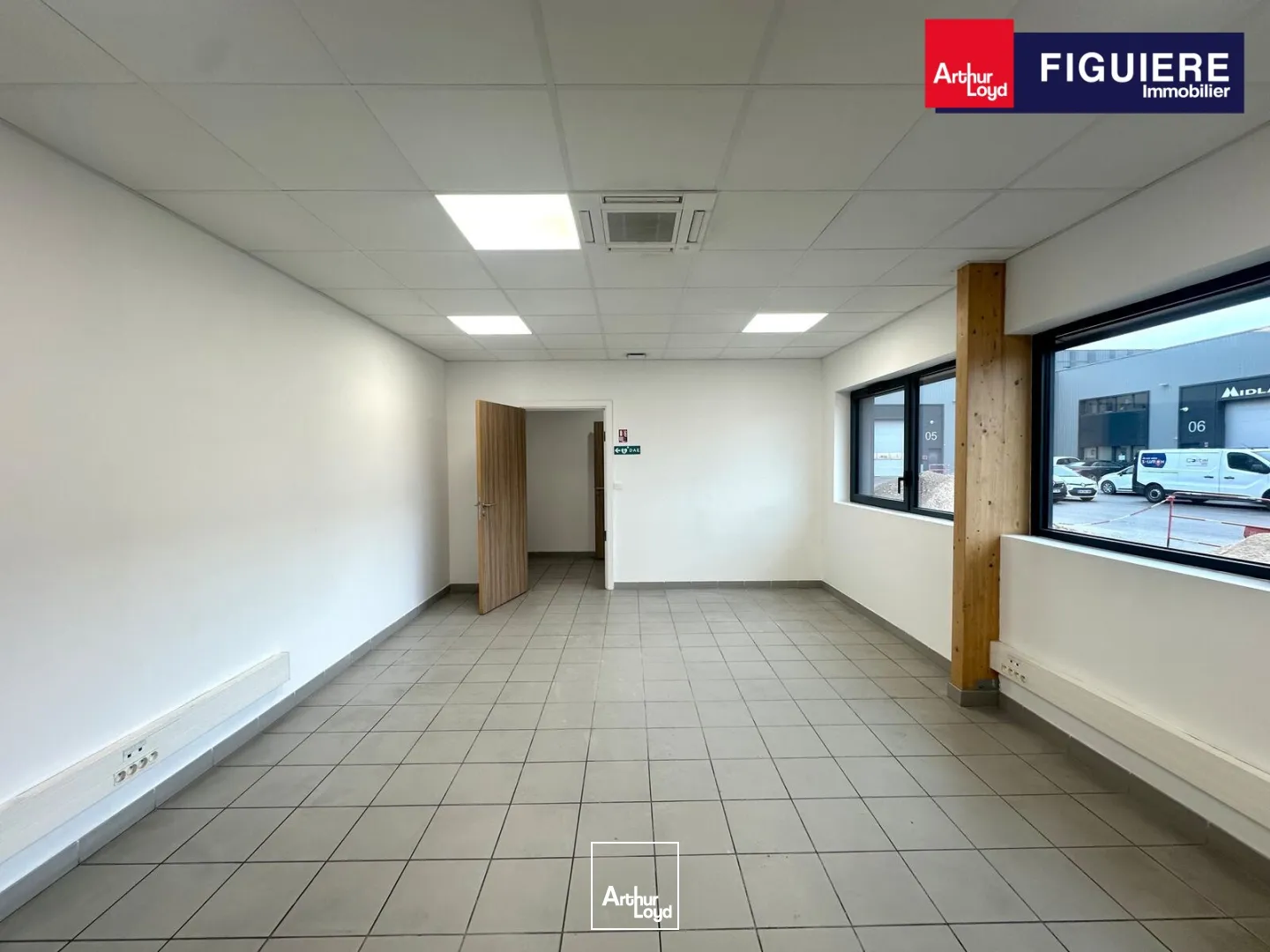 Locaux d'activité & Entrepôts - Location - VITROLLES - 13127 - 378.02-378.02 - 7659052