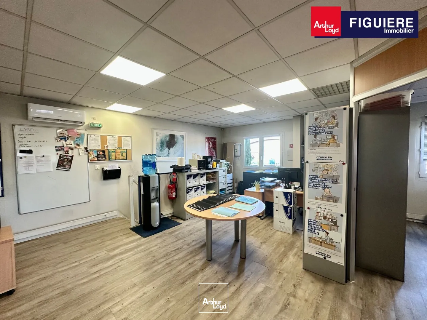 Locaux d'activité & Entrepôts - Location - VELAUX - 13880 - 740-740 - 7659067