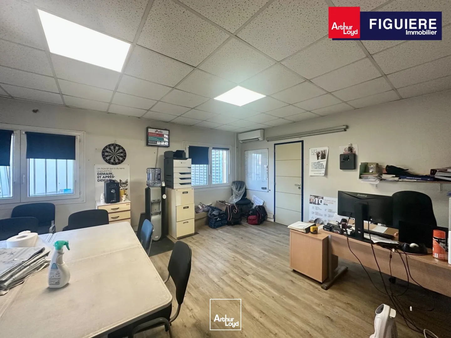 Locaux d'activité & Entrepôts - Location - VELAUX - 13880 - 740-740 - 7659066