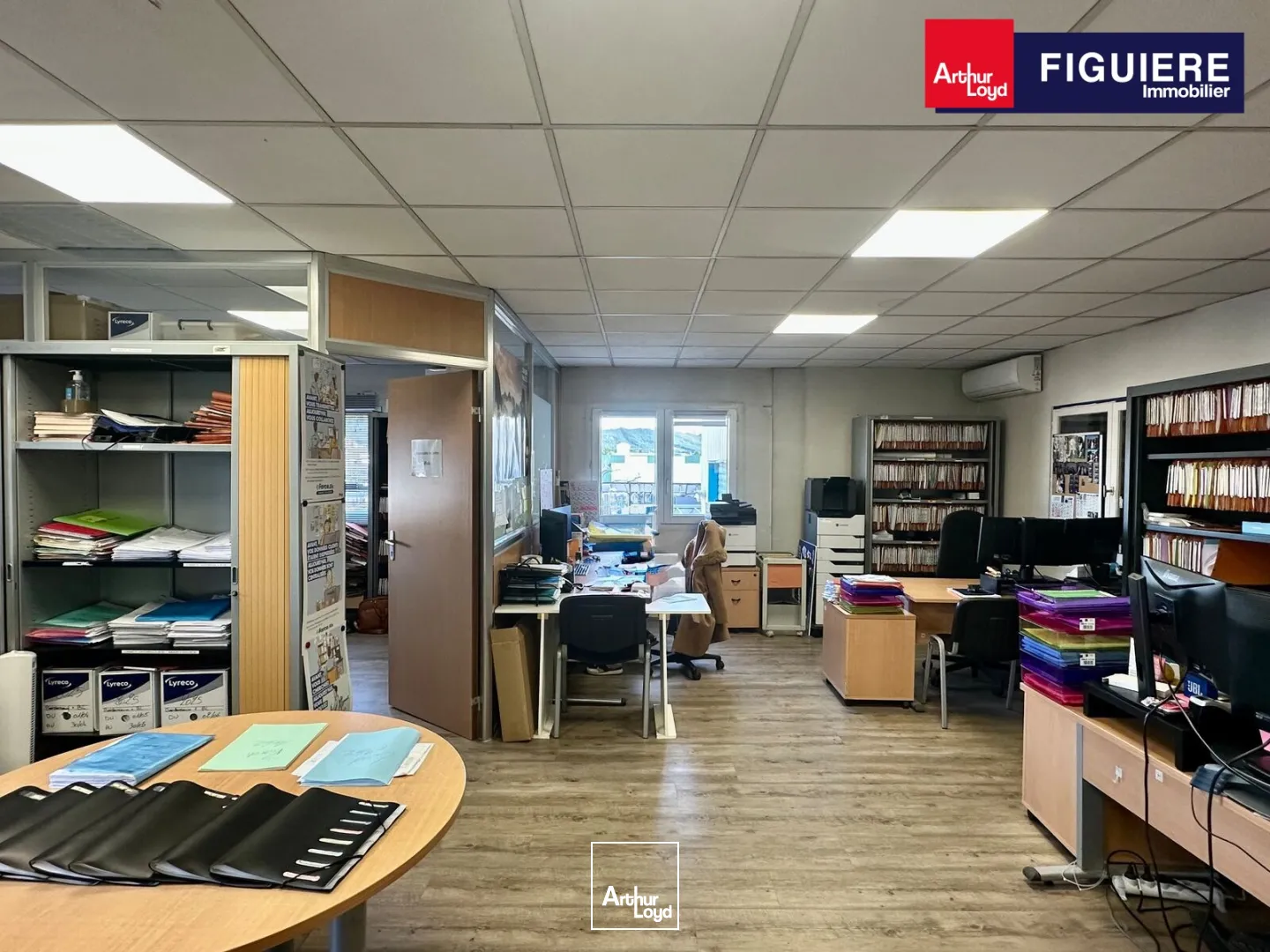 Locaux d'activité & Entrepôts - Location - VELAUX - 13880 - 740-740 - 7659068