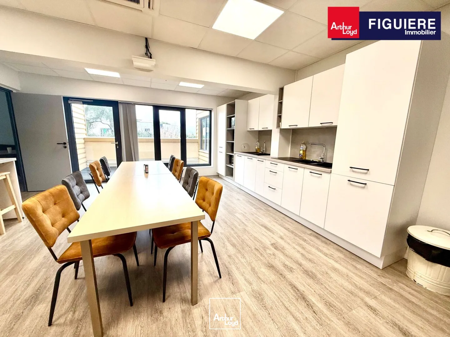 Bureaux - Location - VITROLLES - 13127 - 206.6-206.6 - 7659108