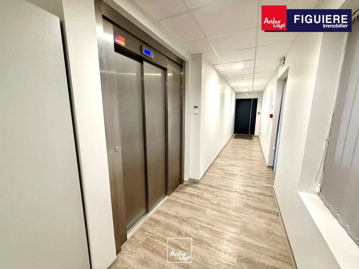 Bureaux - Location - VITROLLES - 13127 - 206.6-206.6 - 7659111