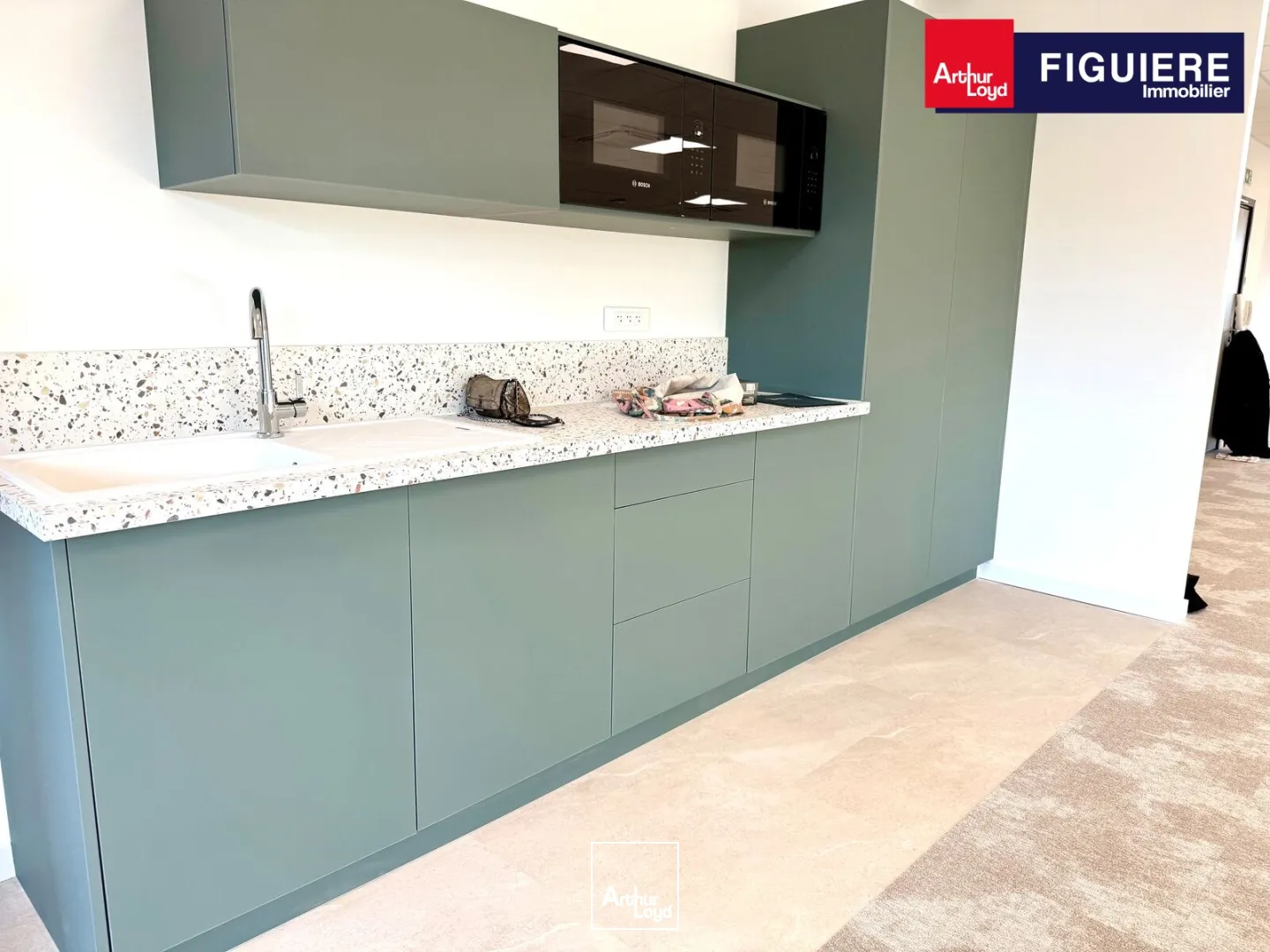 Bureaux - Vente - AIX EN PROVENCE - 13100 - 174.23-737.16 - 7659207