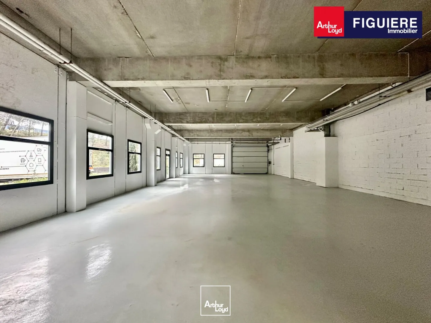 Locaux d'activité & Entrepôts - Location - VITROLLES - 13127 - 321-321 - 7659308