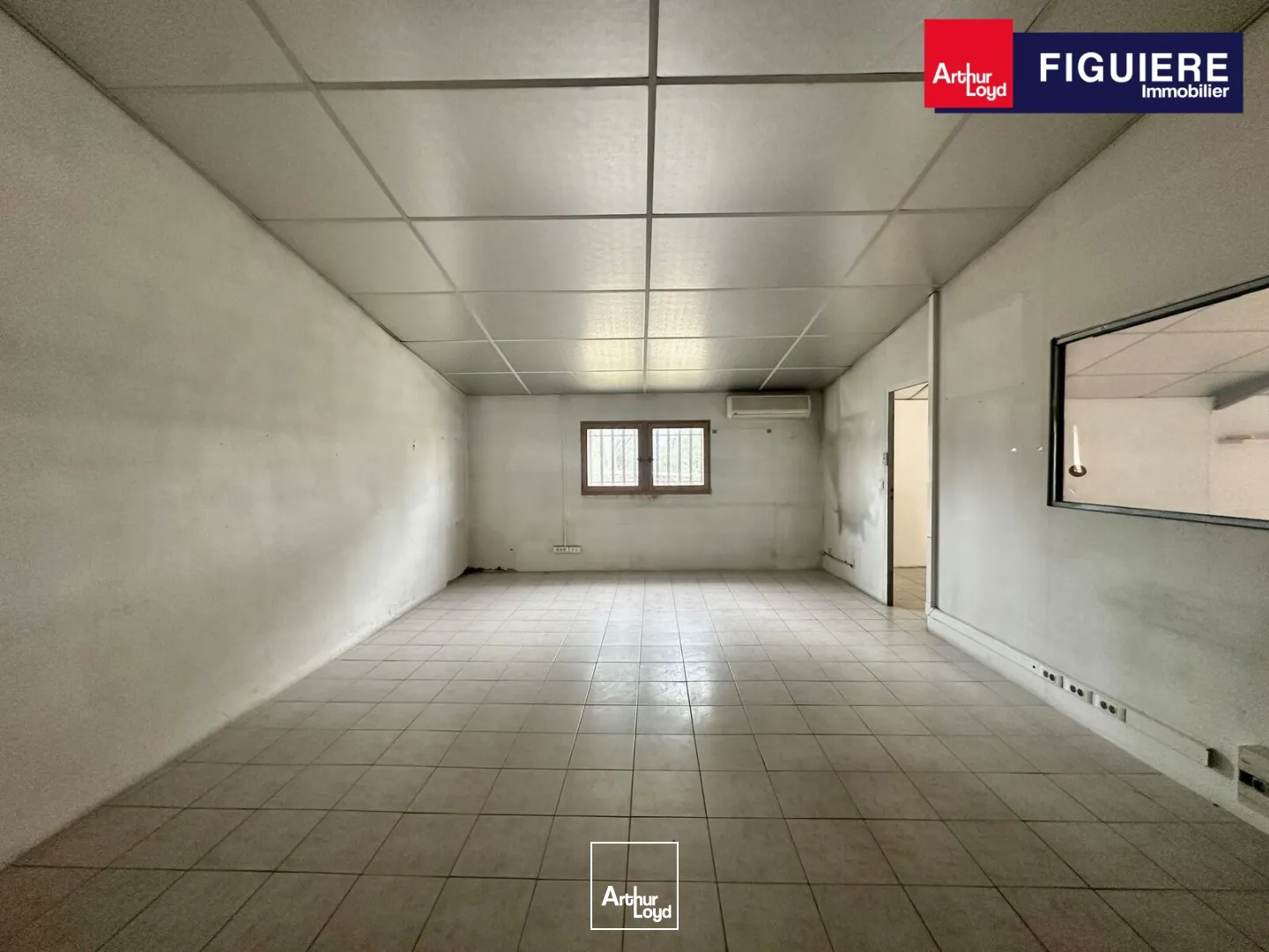 Locaux d'activité & Entrepôts - Location - ENSUES LA REDONNE - 13820 - 612-612 - 7659329