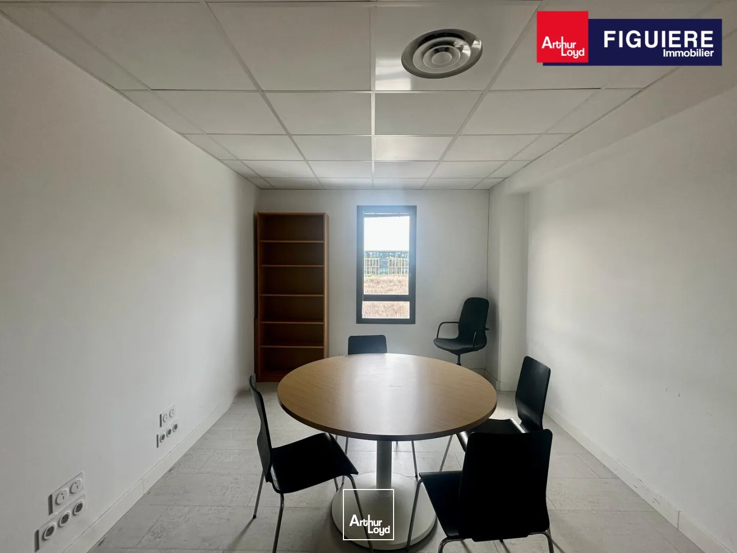 Locaux d'activité & Entrepôts - Vente - AIX EN PROVENCE - 13290 - 384-384 - 7659361