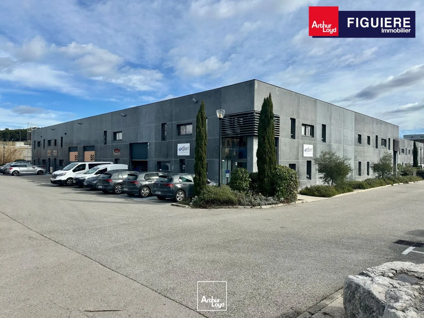 Locaux d'activité & Entrepôts - Vente - AIX EN PROVENCE - 13290 - 384-384 - 7659372