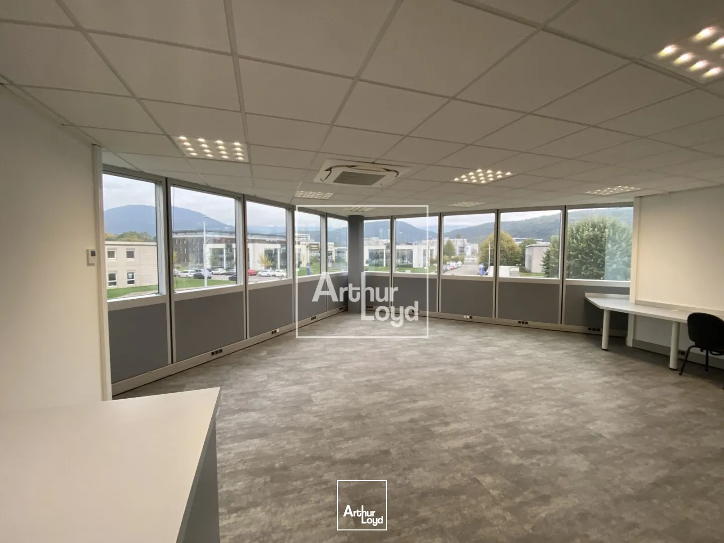 Bureaux - Location - ECHIROLLES - 38130 - 220-220 - 7659401